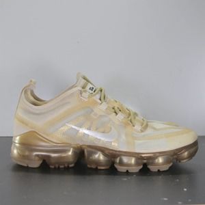 Nike VaporMax Low Gold Women's Sneakers 003898 Size 8Womens/6.5 Youth